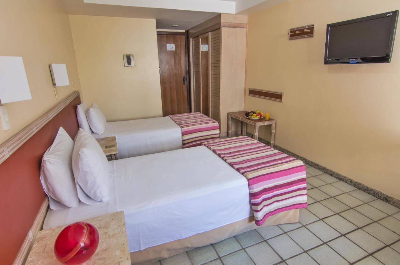 Hotel Golden Park By Nacional 3*